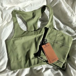 Olive Girlfriend Collective Bra Size Large